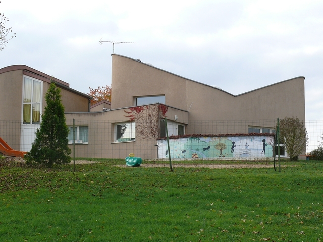 Ecole Maternelle Jules Ferry.JPG