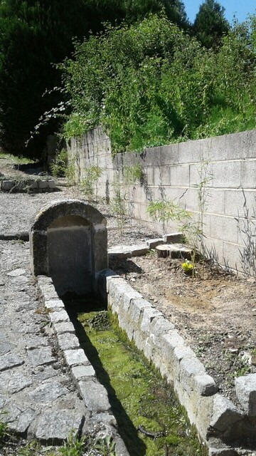 Fontaine St Brice