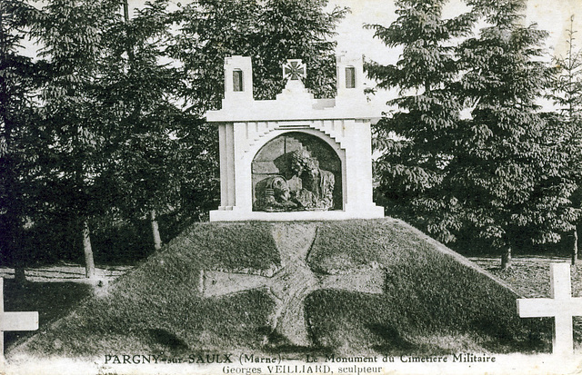 Le Monument du Cimetière Militaire.JPG